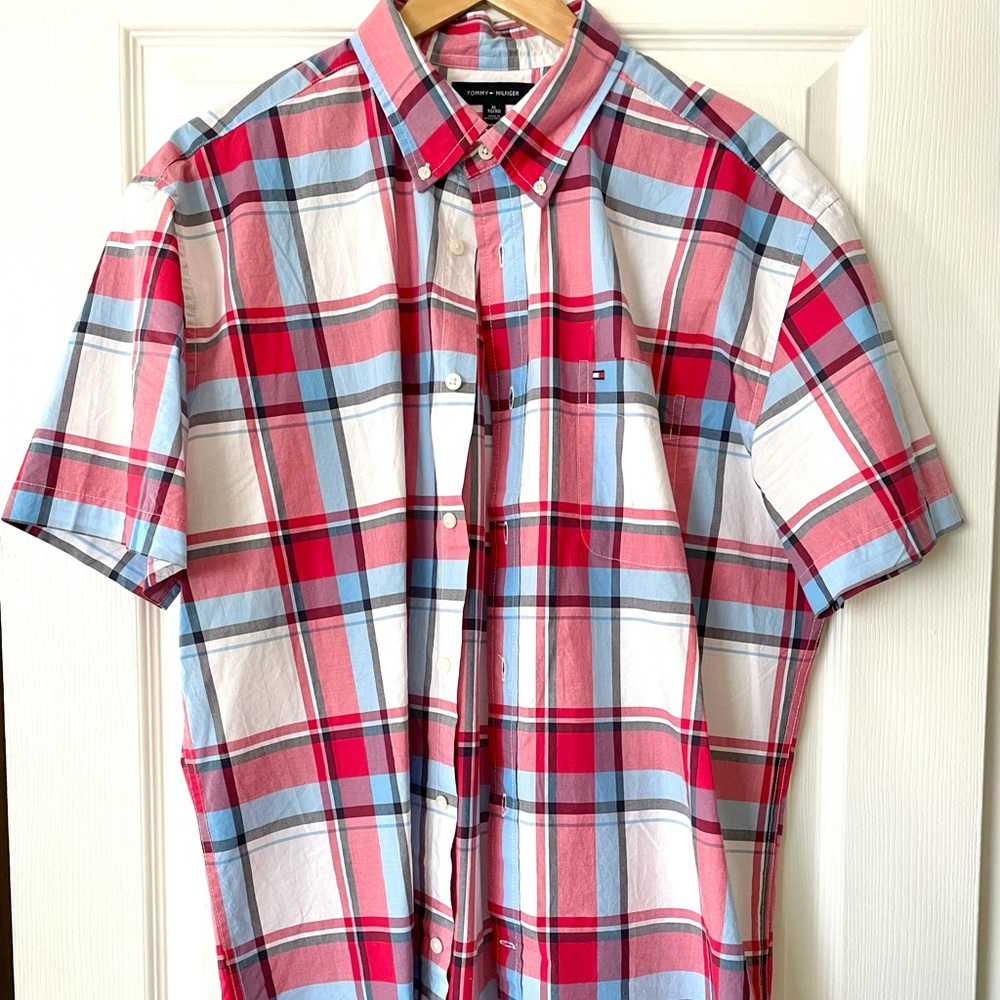Tommy Hilfiger Men’s XL Shirt. Worn once.